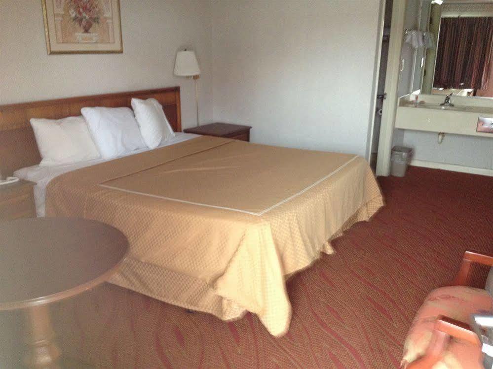 อีโคโน ลอดจ์ Hotel ทอมสัน ภายนอก รูปภาพ